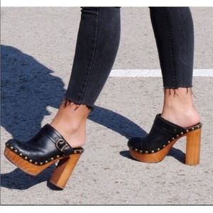 Woodies by Jeffrey Campbell